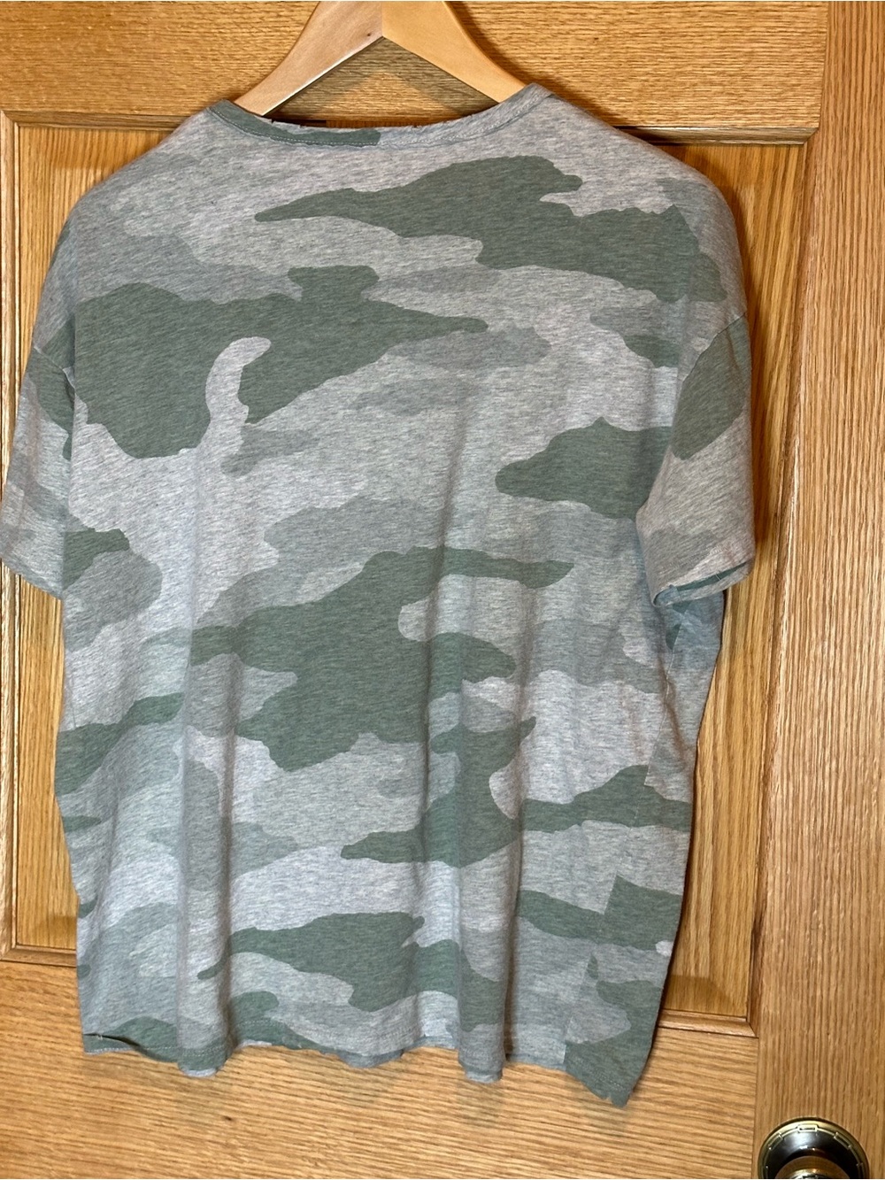 Aerie oversized camo crew neck tee size small - Picture 5 of 6